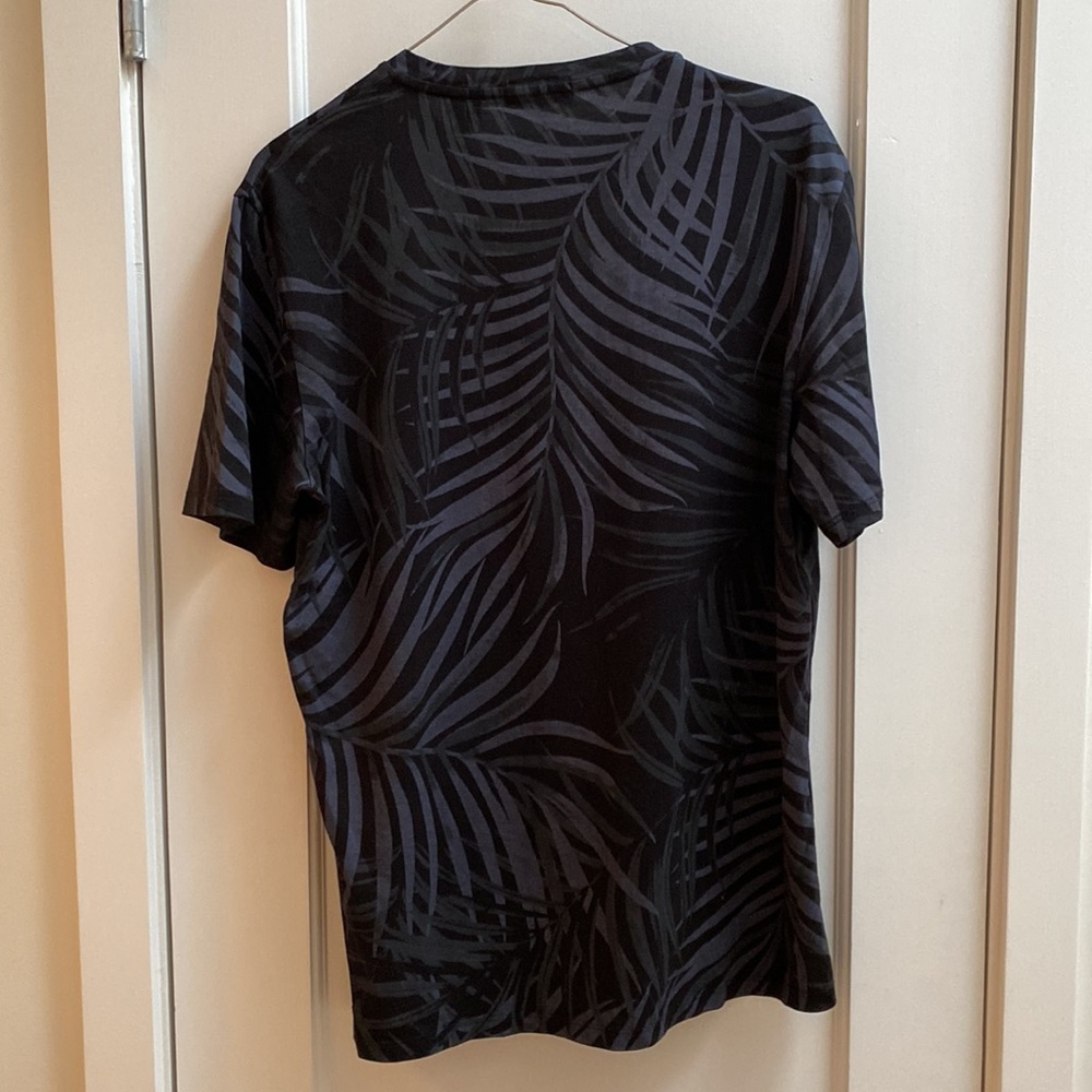 Theory men’s medium black patterned cotton t-shirt - Picture 2 of 3